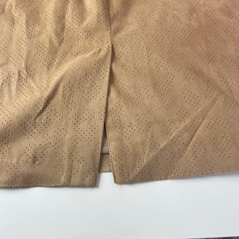 Chicos Tan Faux Suede Perforated Laser Cut Pencil Skirt Size 2 L 12 4501081336 - Picture 4 of 9